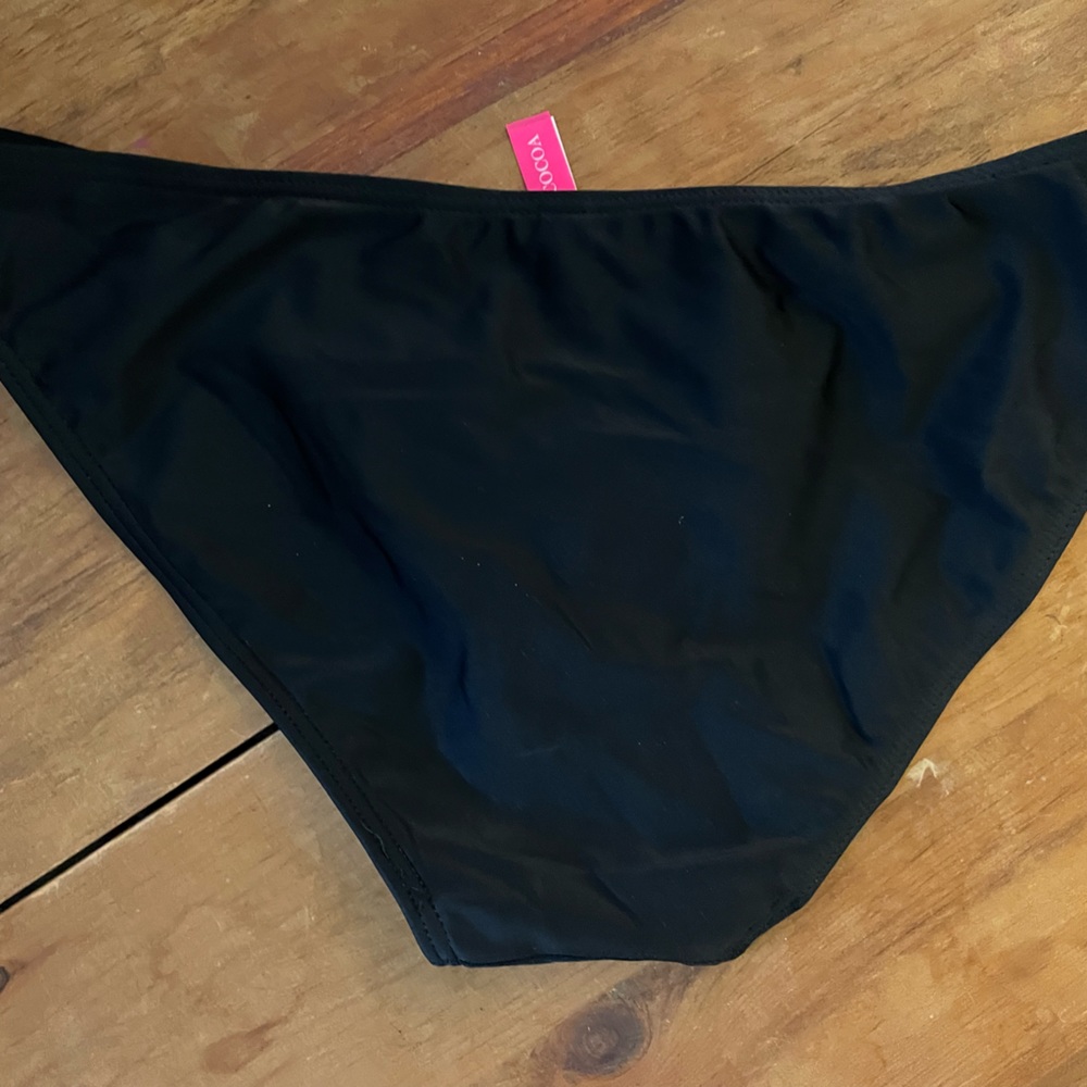 Bikini - Picture 5 of 6